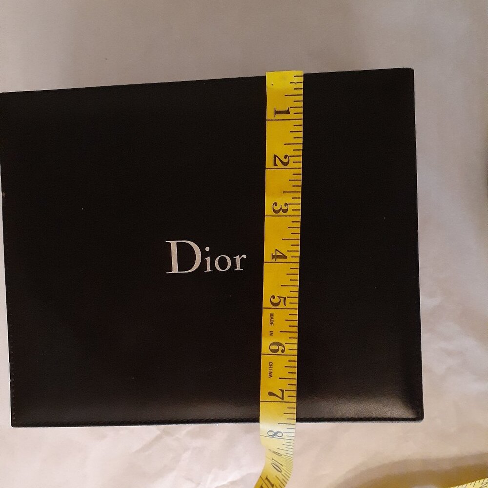 Dior Parfum Promotion Box - Picture 11 of 13